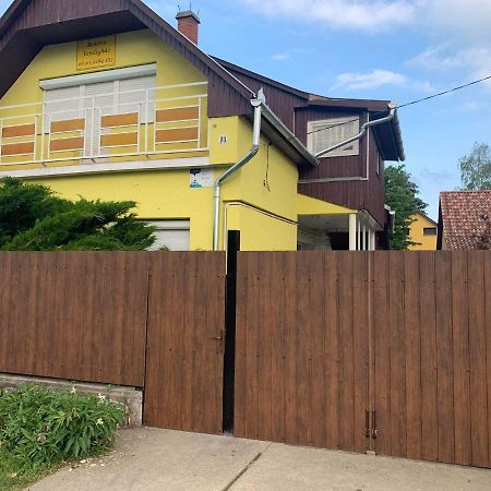 Ferienwohnung Benitta Vendégház Hajdúszoboszló Exterior foto