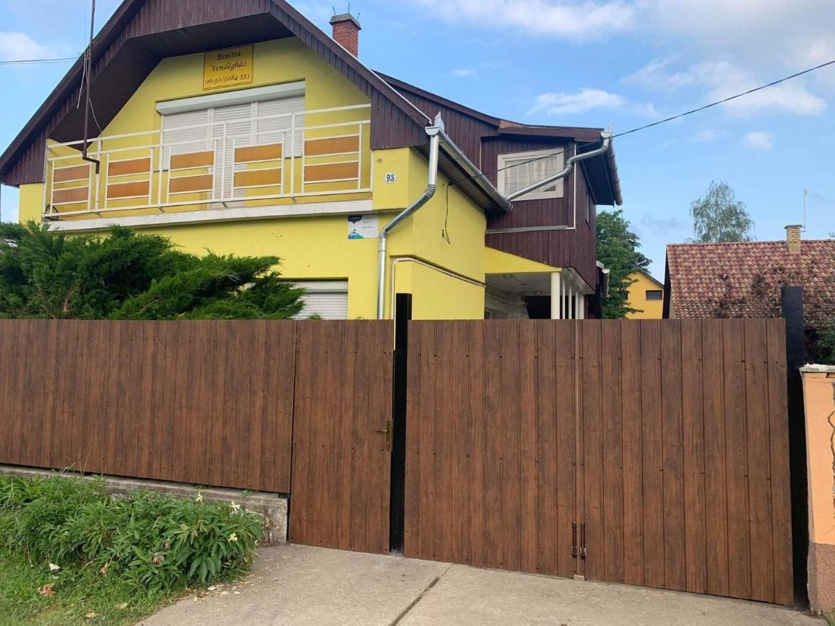 Ferienwohnung Benitta Vendégház Hajdúszoboszló Exterior foto