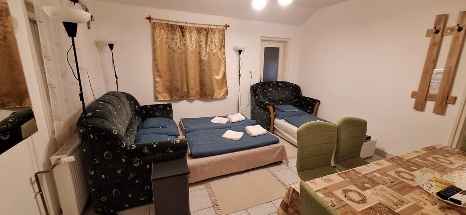 Ferienwohnung Benitta Vendégház Hajdúszoboszló Exterior foto