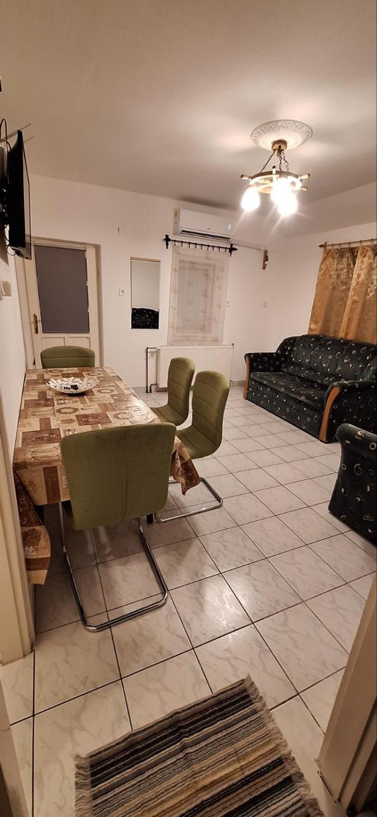 Ferienwohnung Benitta Vendégház Hajdúszoboszló Exterior foto
