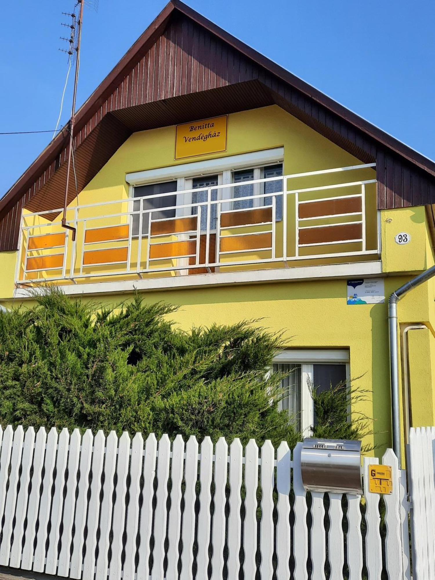 Ferienwohnung Benitta Vendégház Hajdúszoboszló Exterior foto